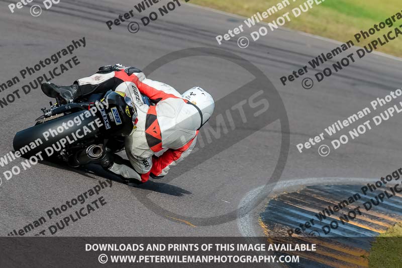 PJM Photography;anglesey no limits trackday;anglesey photographs;anglesey trackday photographs;enduro digital images;event digital images;eventdigitalimages;no limits trackdays;peter wileman photography;racing digital images;trac mon;trackday digital images;trackday photos;ty croes